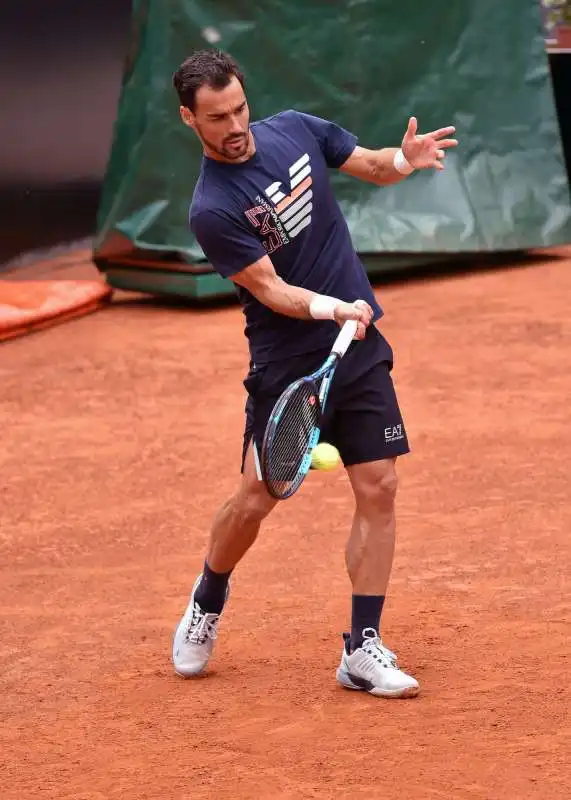 fabio fognini in allenamento foto  mezzelani gmt126