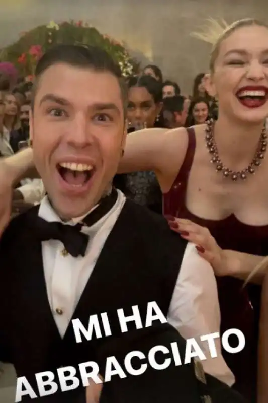 fedez e gigi hadid al met gala 2022 1