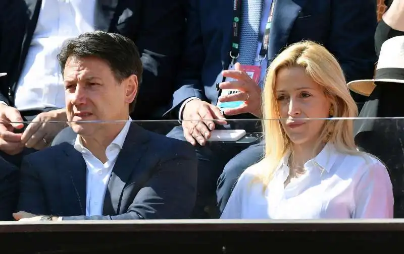 giuseppe conte e olivia paladino  mezzelani gmt024