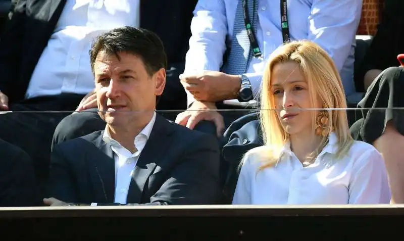 giuseppe conte e olivia paladino mezzelani gmt025