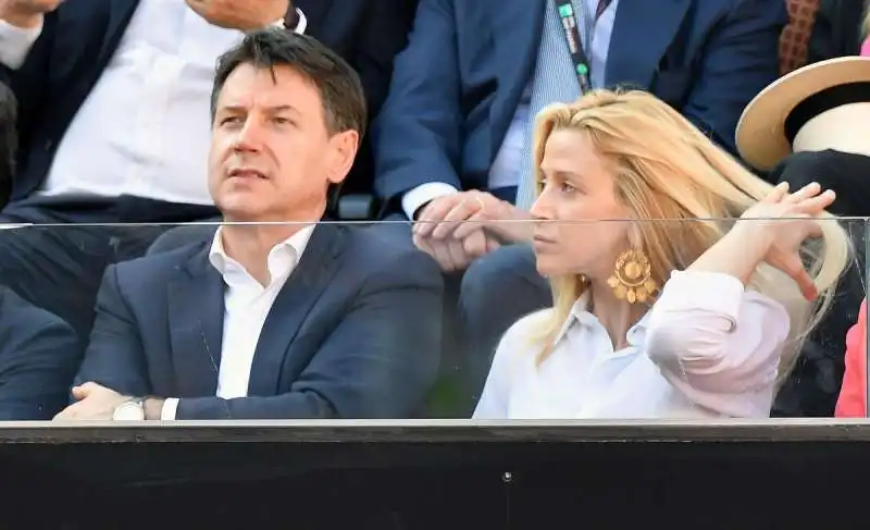 giuseppe conte e olivia paladino  mezzelani gmt029