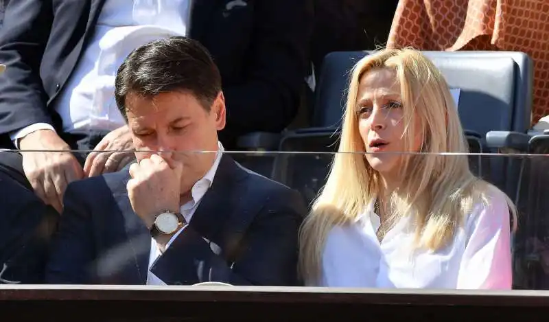 giuseppe conte e olivia paladinomezzelani gmt019