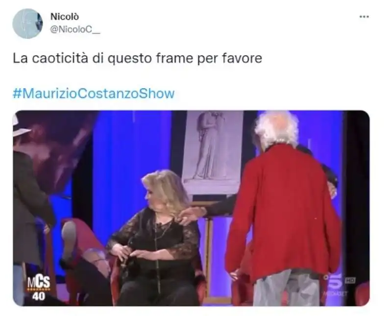 i tweet sulla rissa tra mughini e sgarbi al costanzo show 2