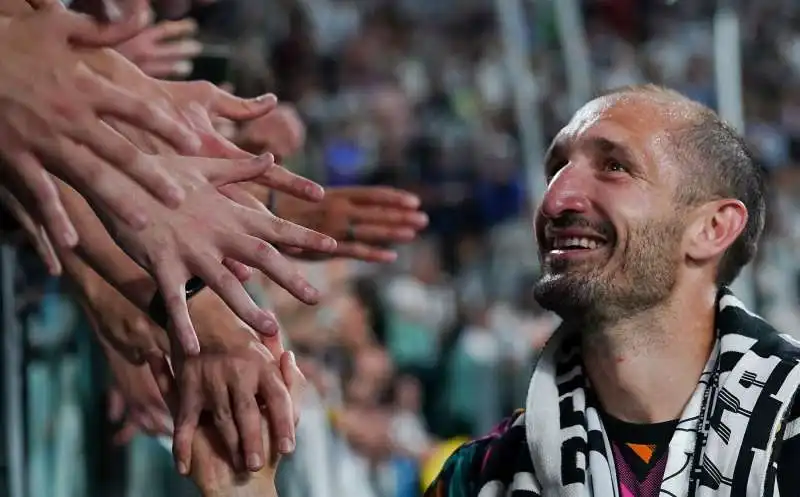 il saluto di giorgio chiellini alla juventus 5