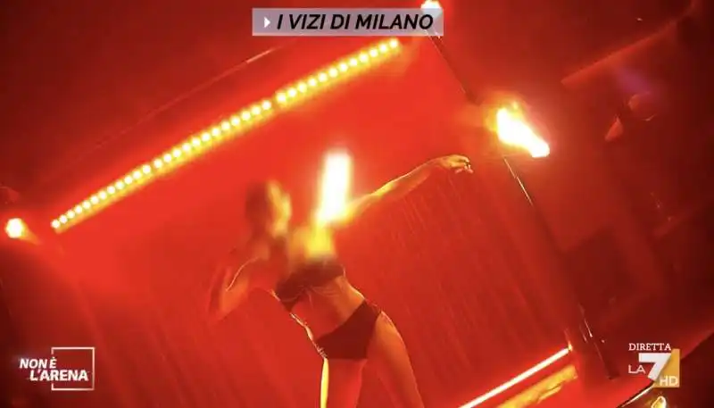 il servizio di non e larena  sulla milano a luci rosse  7