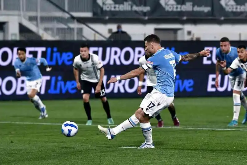 immobile spezia lazio 