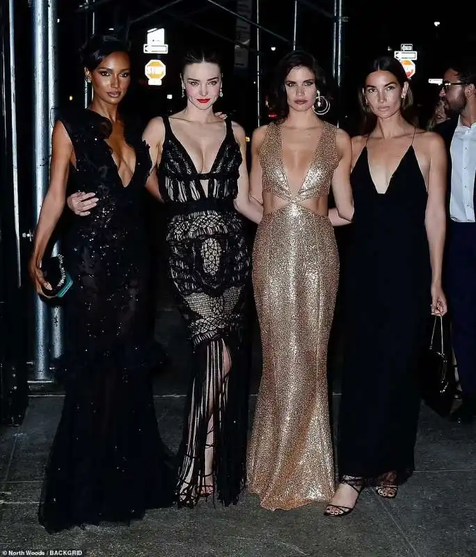 jasmine tookes, miranda kerr, sara sampaio e lily aldridge afterparty met gala 2022