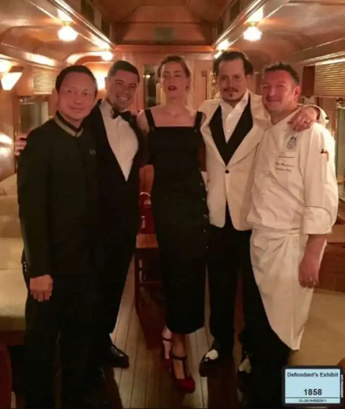 johnny depp e amber heard sull orient express