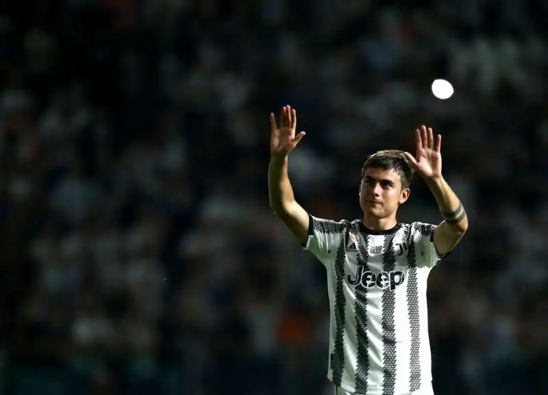 le lacrime di paulo dybala mentre saluta la juventus 10