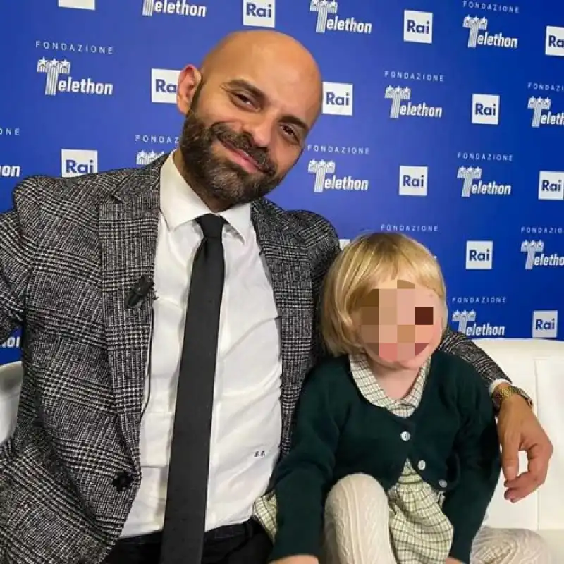 luca trapanese e la figlia alba 