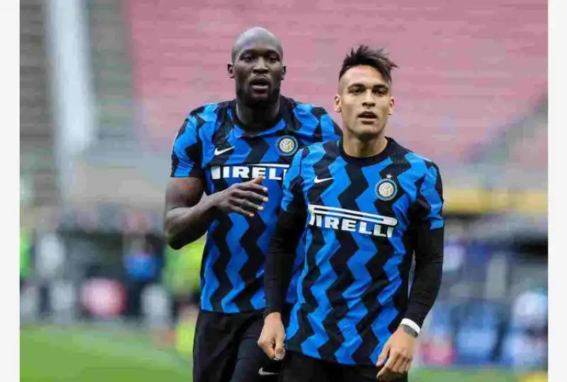 lukaku lautaro martinez 3