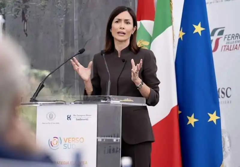 mara carfagna al forum verso sud 1