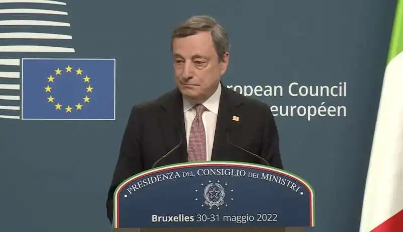 mario draghi in conferenza stampa dopo il consiglio europeo  2