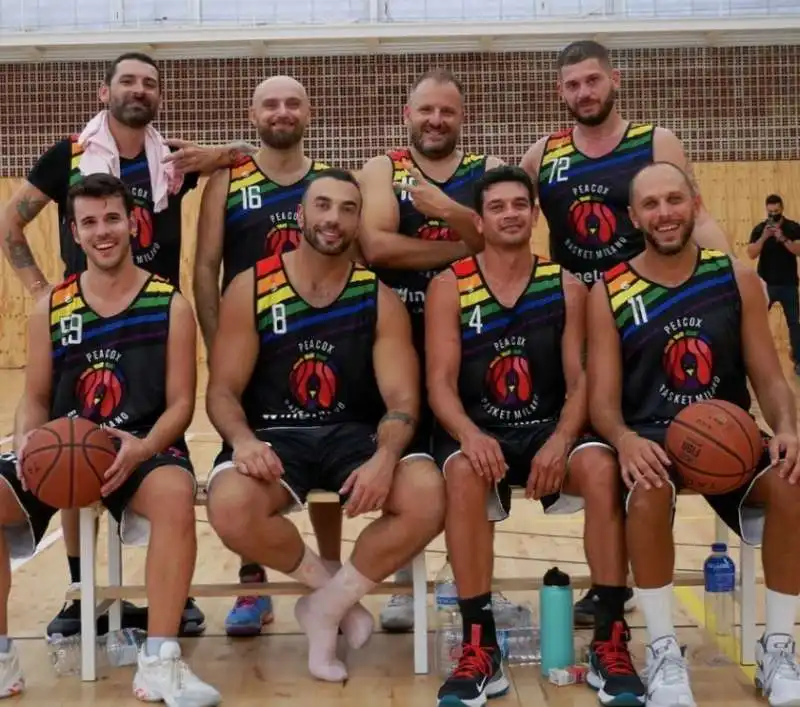 peacox basket milano 1