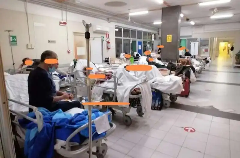 pronto soccorso del cardarelli di napoli 9