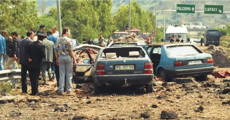 STRAGE DI CAPACI