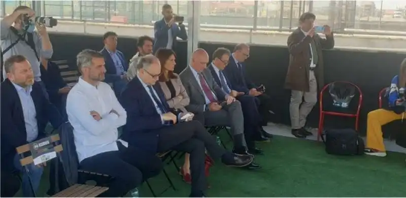 toberto gualtieri alla PRESENTAZIONE DEL CASILINO SKY PARK 