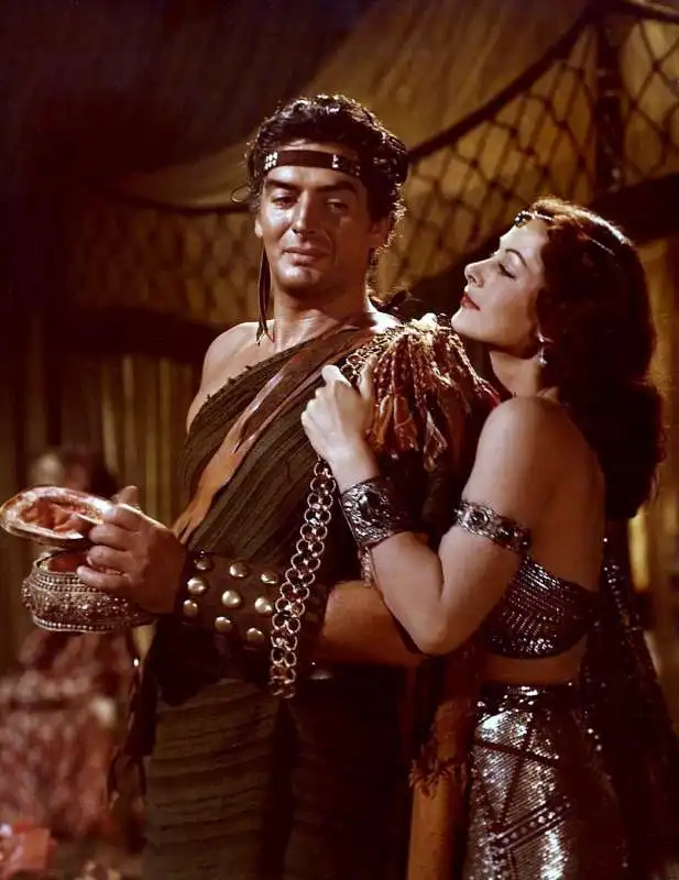 VICTOR MATURE E HEDY LAMARR - SANSONE E DALILA