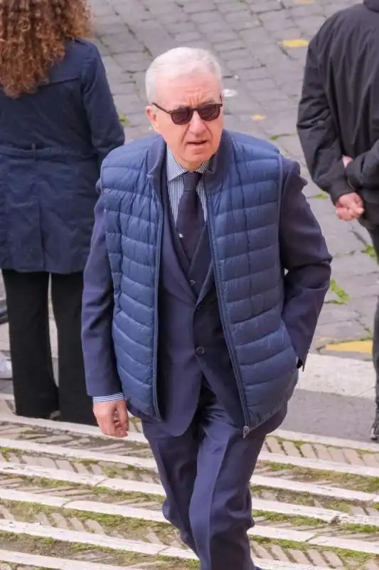 alfredo mantovano al funerale di andrea augello