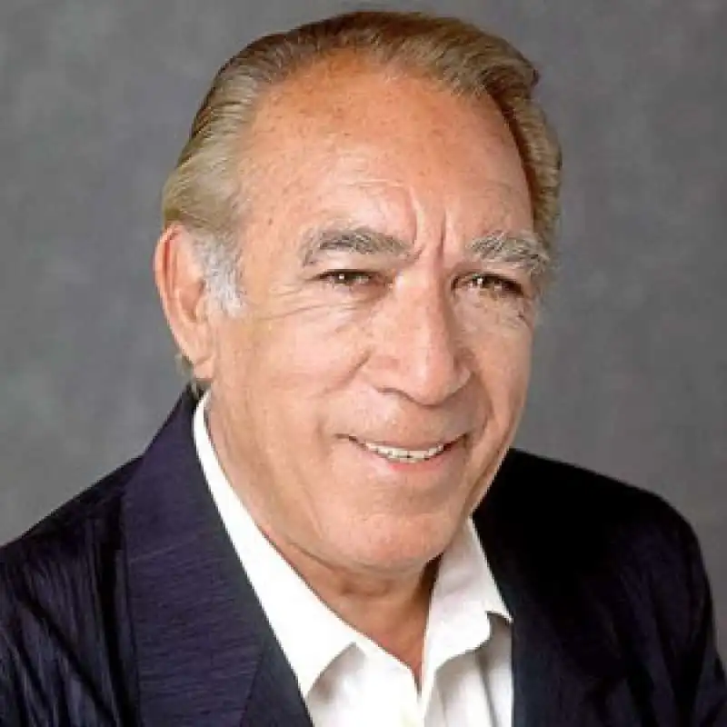 ANTHONY QUINN 8