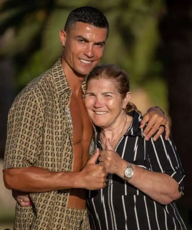 DOLORES AVEIRO la mamma di cristiano ronaldo