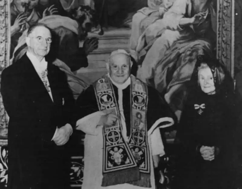 eamon de valera e la moglie dal papa giovanni xxiii