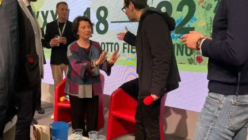 eugenia roccella e nicola lagioia al salone del libro