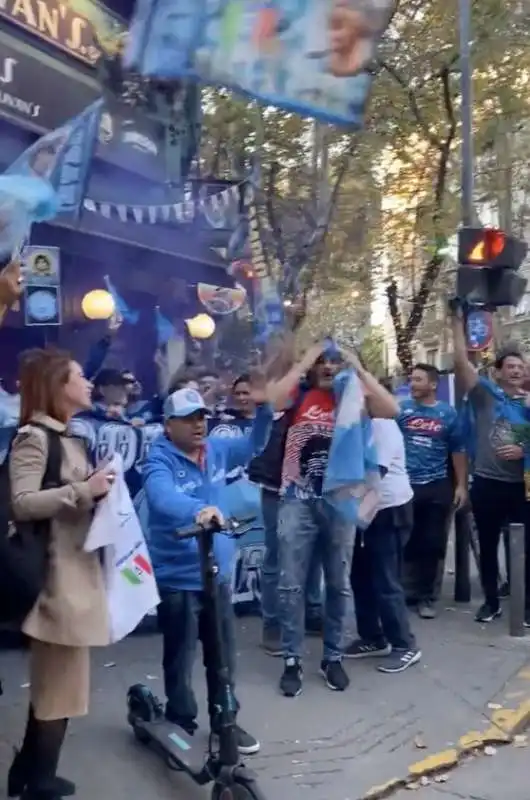 festa scudetto dei tifosi napoletani a buenos aires