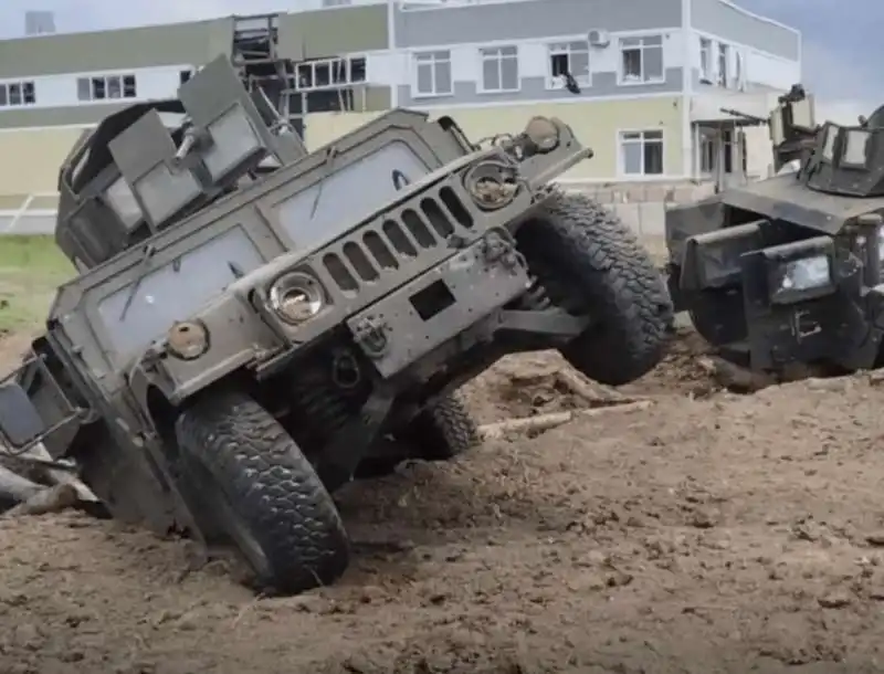 gli humvee americani usati per l attacco a belgorod   3