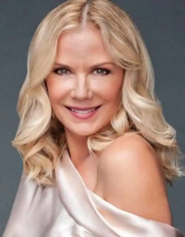 katherine kelly lang  1