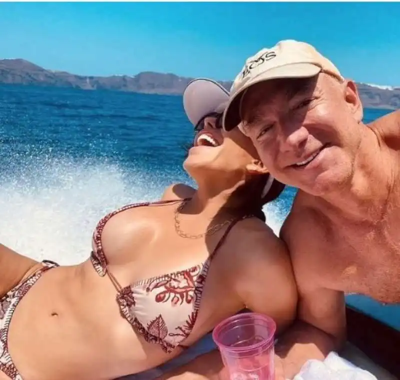 lauren sanchez jeff bezos 1