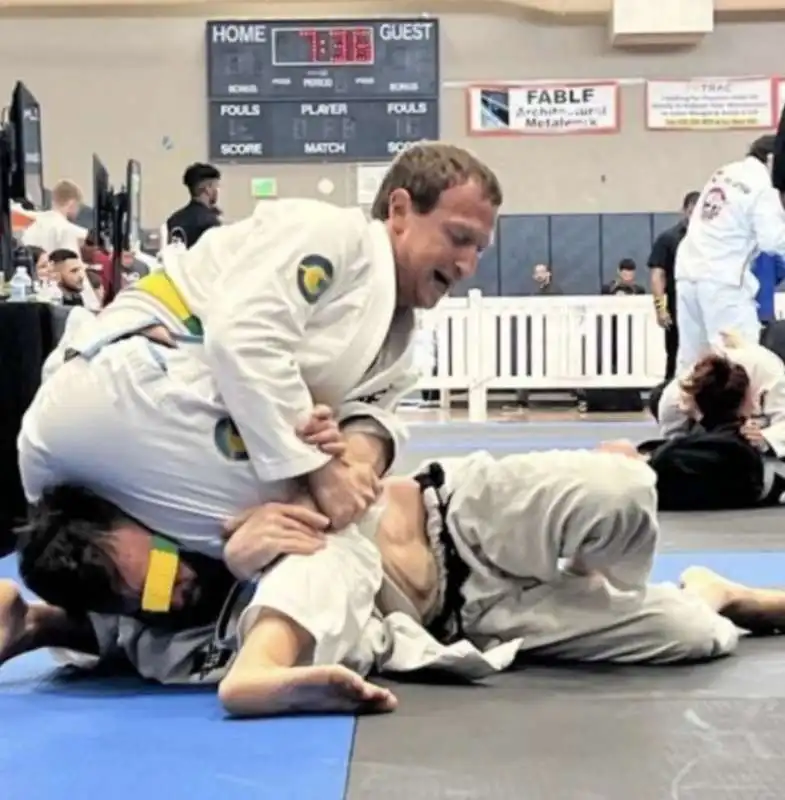 MARK ZUCKERBERG VINCE UN TORNEO DI JIUJITSU