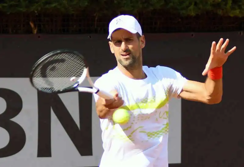 nole djokovic in allenamento foto dallavecchia  gmt 231