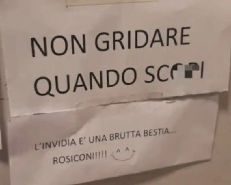 NON GRIDARE MENTRE SCOPI - AVVERTIMENTO A UNA COPPIA RUMOROSA

