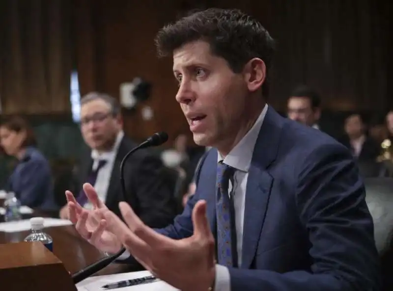 Sam Altman in audizione al senato usa 