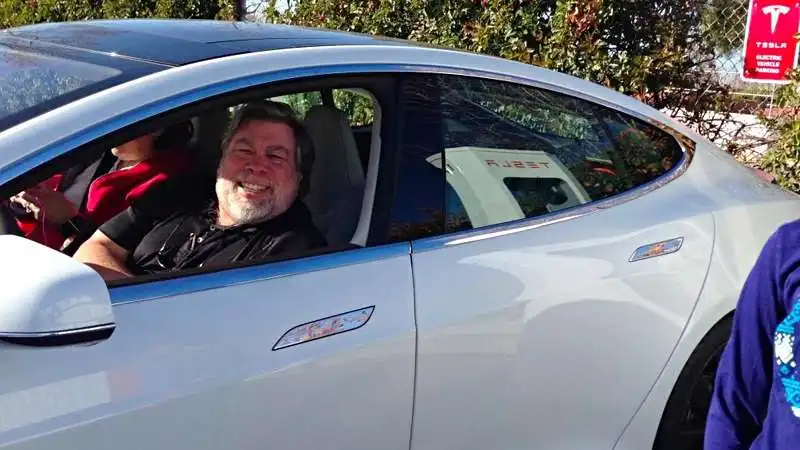 STEVE WOZNIAK TESLA 