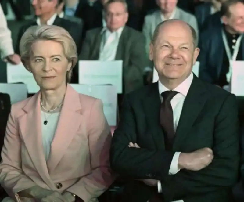 ursula von der leyen olaf scholz 