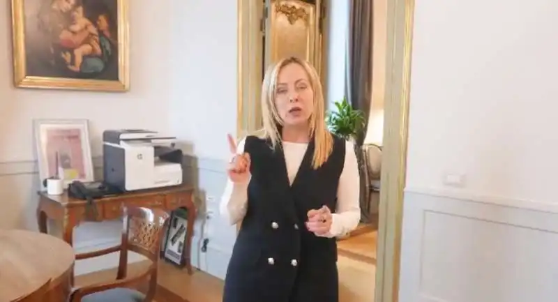 video di giorgia meloni sul decreto lavoro 3