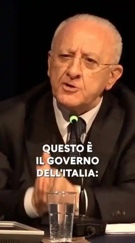 vincenzo de luca contro giorgia meloni  2