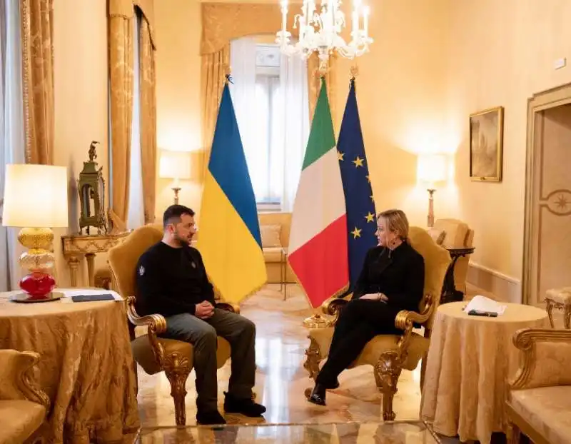 volodymyr zelensky giorgia meloni  a palazzo chigi 