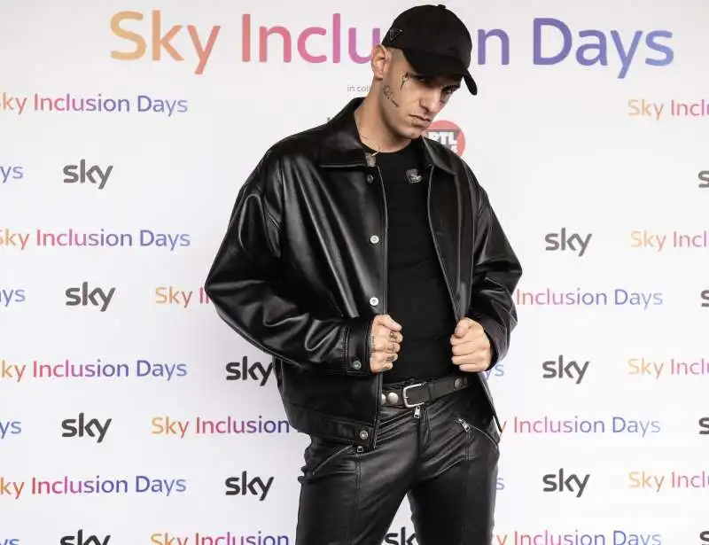 ACHILLE LAURO AGLI SKY INCLUSION DAYS