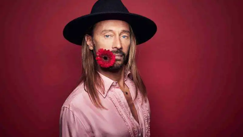 BOB SINCLAR