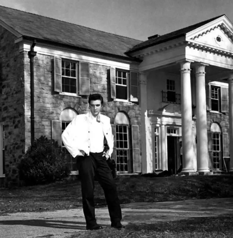 elvis presley a graceland 4