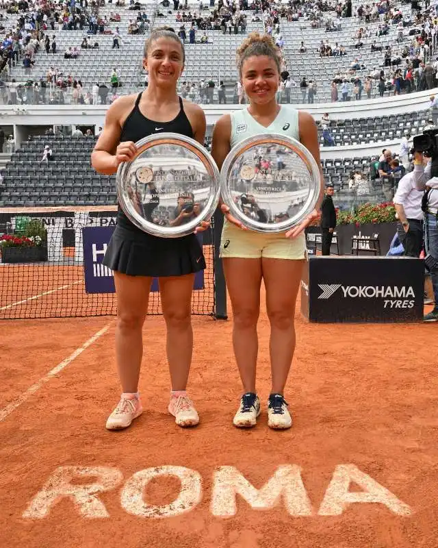 esultanza jasmine paolini sara errani 31   foto gobbi gmt