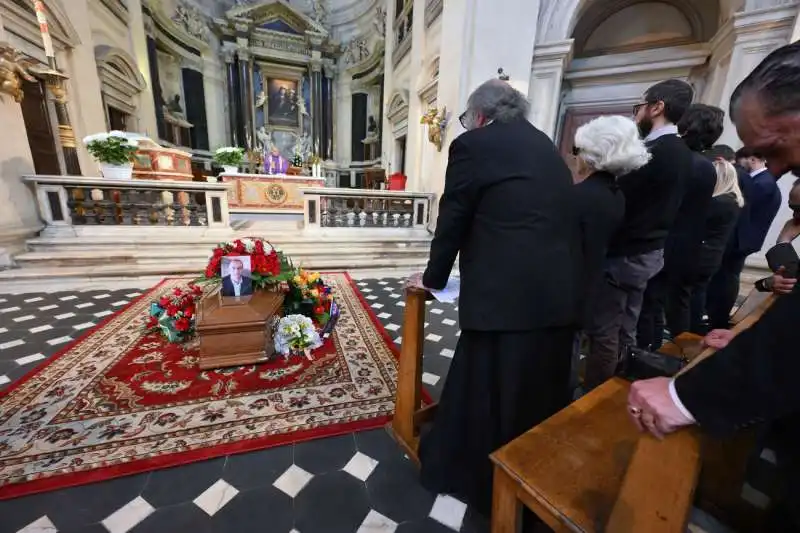 funerali luciano di bacco   foto mezzelani gmt20