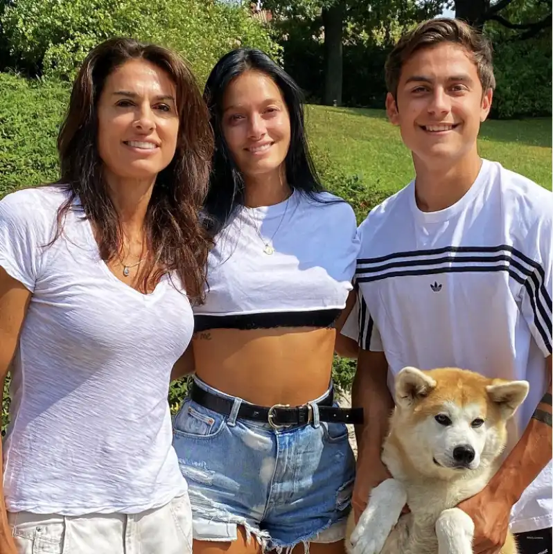 gabriela oriana sabatini e dybala