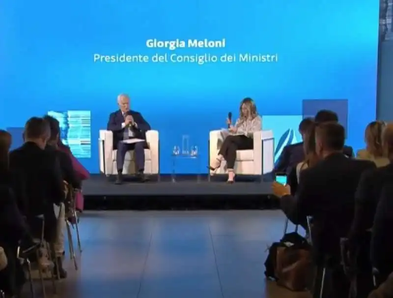 giorgia meloni intervistata da maurizio belpietro