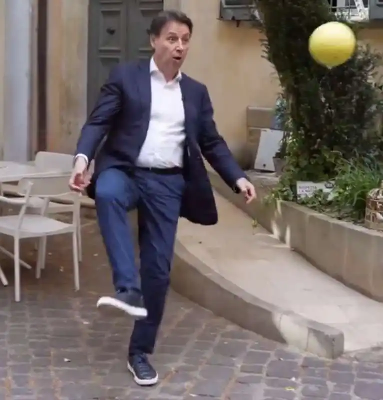 giuseppe conte nello spot di carolina morace   3