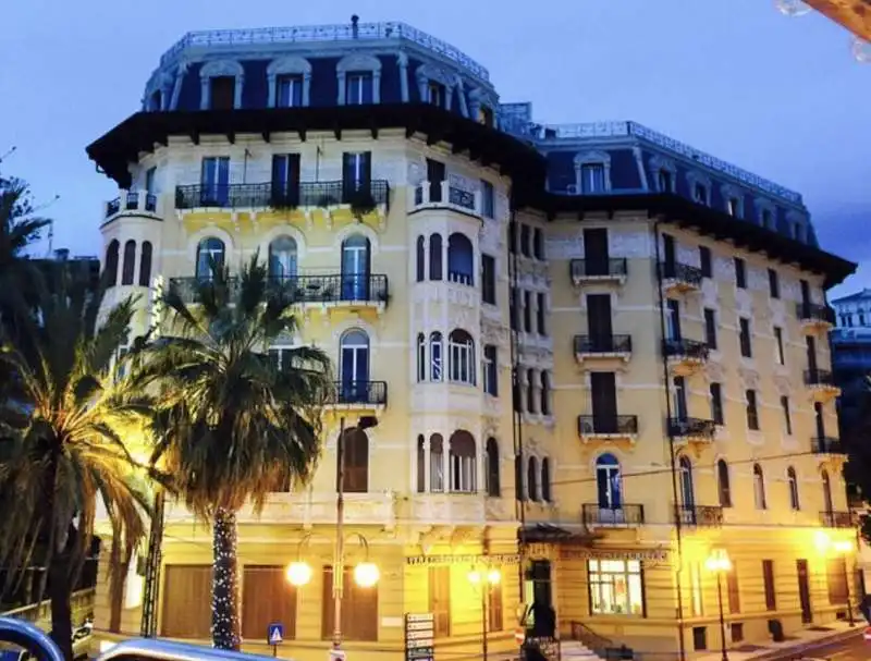 HOTEL LOLLI - SANREMO