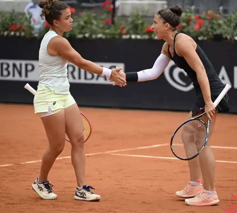 jasmine paolini sara errani